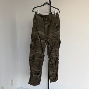 TNA Women's Brown Camouflage Cargo Pants NEW